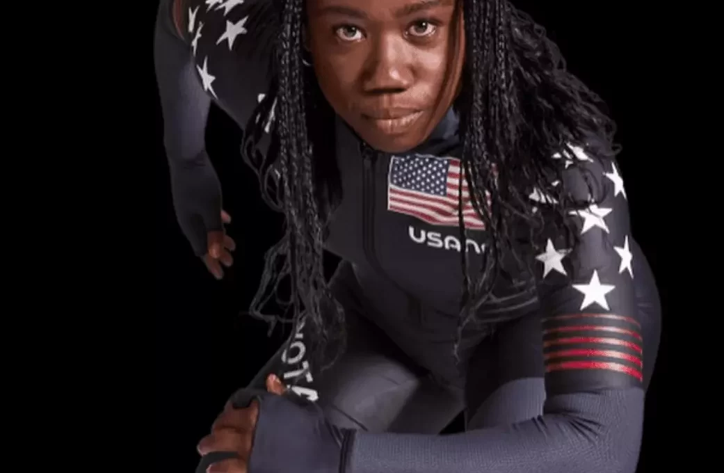 Erin Jackson est devenue la première femme noire à remporter une médaille d'or olympique en speedskating